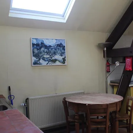 Le Charnois Bed & Breakfast *